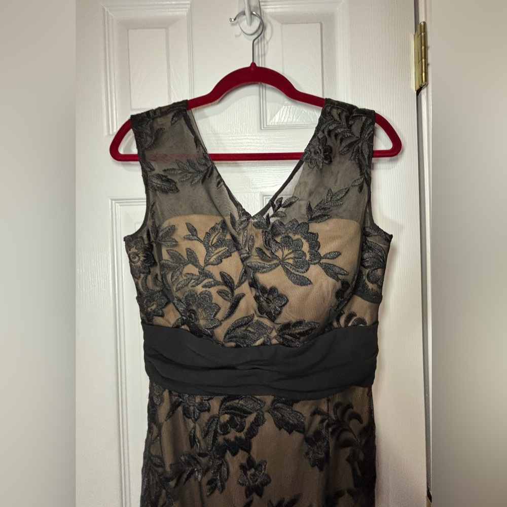 NWT JS COLLECTIONS SZ 4 BLACK/NUDE THE EMILY GOWN High Low Silhouette #86111881 - Picture 4 of 14